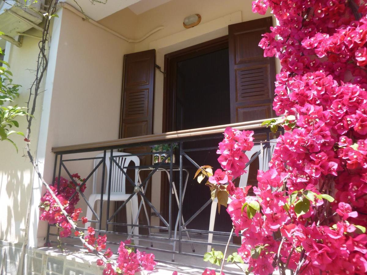 Villa Evgenia'S House à Kala Nera Extérieur photo